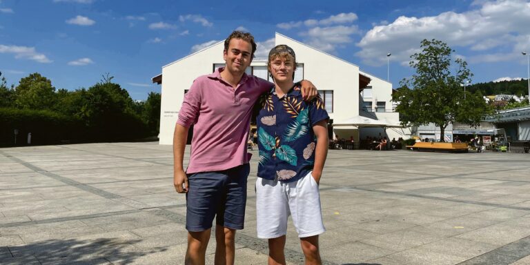 Zwei Freunde frisch im Amt: Nico Munzinger (l.) und Johann Jakob wollen der Schülervertretung neues Leben einhauchen – und das neben der Matura. (Bild: bms)